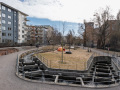 F5E1774lrc_uhd